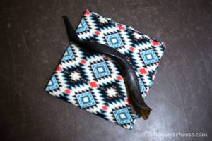 Here's how to make a cheap and easy, no-sew, DIY shofar bag! And the best part? It only cost me under $1! If you can tie knots, you can make this!