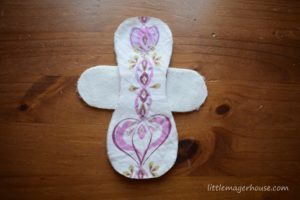 Sew Cloth Pads Tutorial - DIY Reusable Menstrual Pads