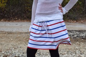 5 Minute No-Sew DIY T-Shirt Skirt